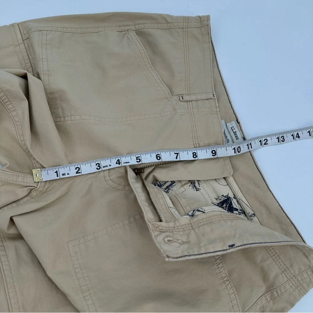 LL Bean Pants Women 10P Beige Tan Stretch Canvas Cargo Favorite Fit Straight Leg